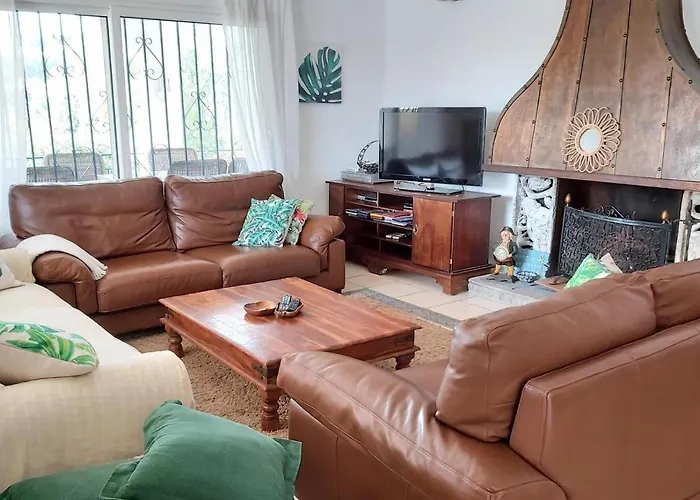 Casa Jessie Hotel *